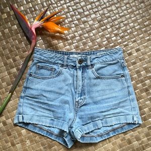 ❌SOLD❌ Denim jean mom shorts